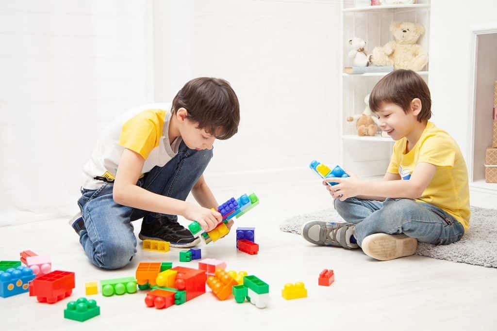 3 Simple Tips for Mommies to Work from Home With Kids Without Feeling Guilty 3 3 Simple Tips for Mommies to Work from Home With Kids Without Feeling Guilty 3